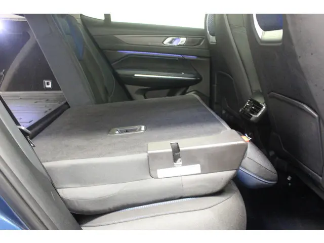 Lynk & Co 01 Plug-in Hybride 2022 Hybride Benzine 15