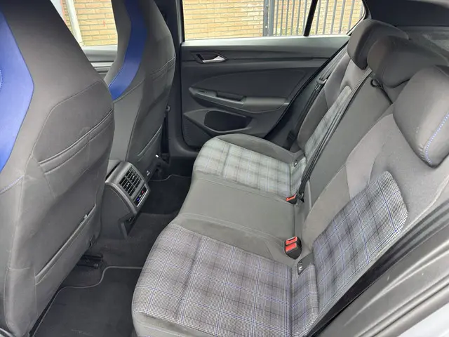 Volkswagen Golf 1.4 eHybrid GTE 2022 Hybride Benzine 22