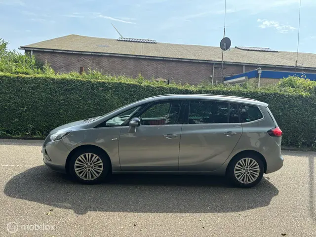Opel Zafira Tourer 1.4 Cosmo 7p. 2013 Benzine 11
