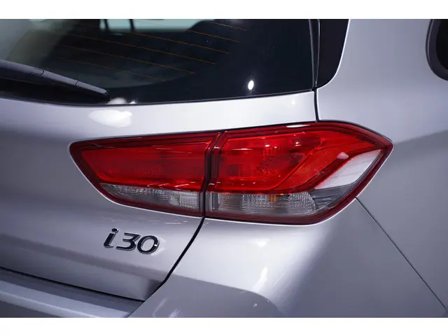 Hyundai i30 1.0 T-GDi MHEV Comfort Smart 2021 Benzine 16