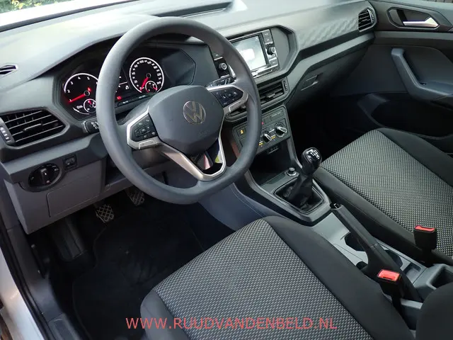 Volkswagen T-Cross 1.0 TSI 2021 Benzine 8