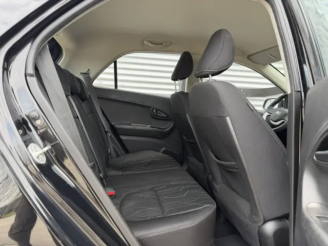 Kia Picanto 1.0 CVVT ISG Comfort Pack 2013 Benzine 12