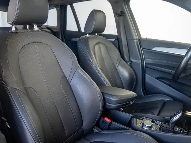 BMW X1 xDrive20i 2019 Benzine 8