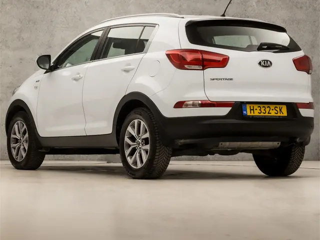 Kia Sportage 2.0 DynamicPlusLine 2015 Benzine 3