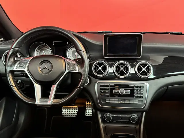 Mercedes-Benz CLA CLA 250 Edition 1 2013 Benzine 4