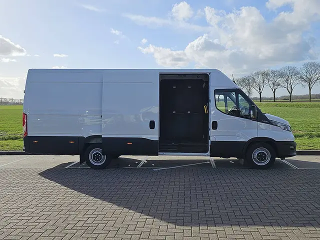 Iveco Daily 35S16 2024 Diesel 12