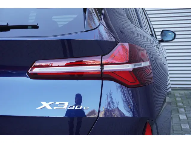 BMW X3 30e xDrive 2026 Hybride Benzine 13
