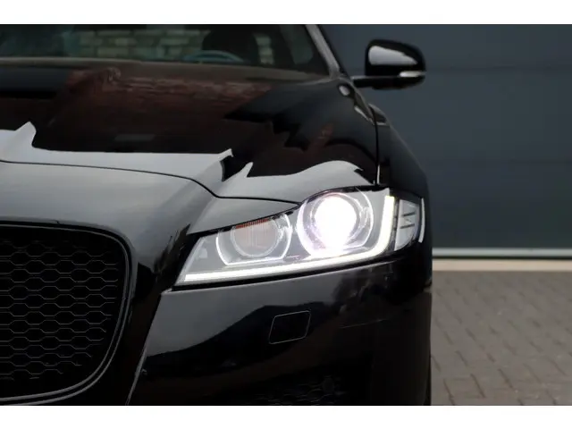 Jaguar XF 2.0t 250 PK Chequered Flag Aut8 | 2020 Benzine 25