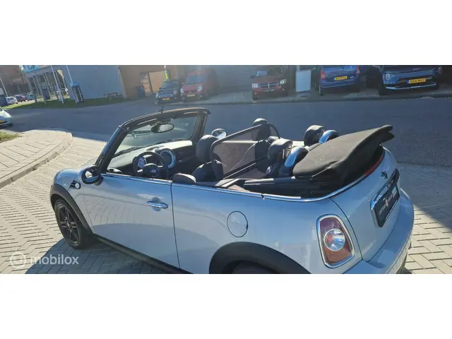 MINI Cooper Cabrio 1.6 Chili NAVI/LEER/PDC/VOL 2012 Benzine 13