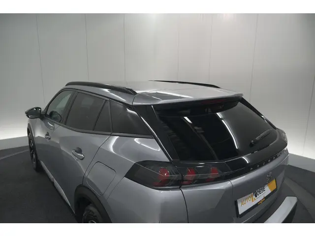 Peugeot e-2008 EV Allure Pack 50 kWh 2022 Elektrisch 21