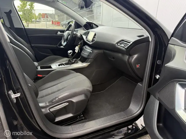 Peugeot 308 1.2|Pano|Carplay|Cruise 2017 Benzine 13