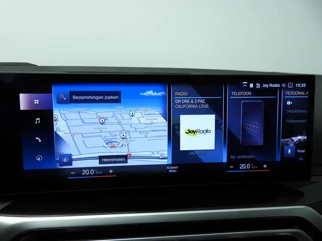 BMW 3 Serie Touring 330e 2024 Hybride Benzine 23