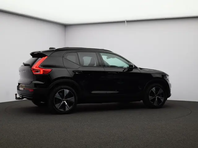 Volvo XC40 Recharge P8 AWD R-Design 2020 Elektrisch 32
