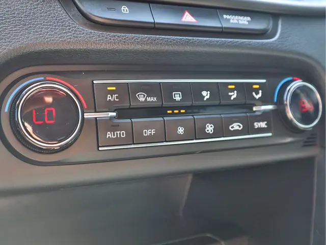 Kia Ceed 1.0 T-GDi DynamicLine 2021 Benzine 19