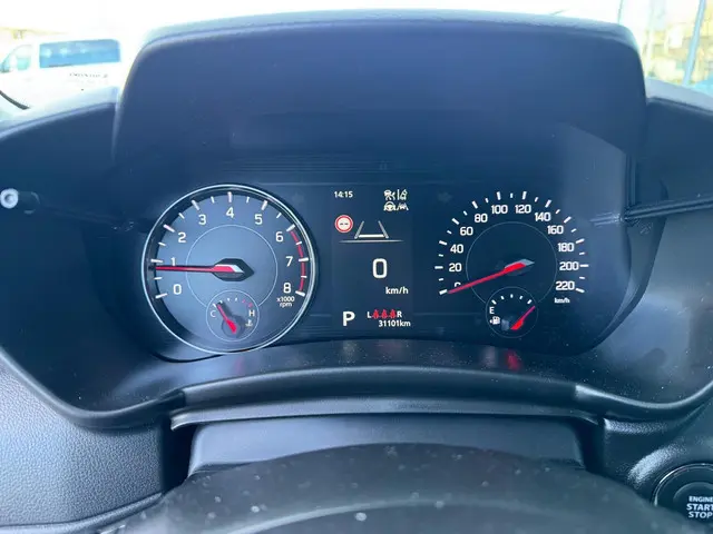 Suzuki Swift 1.2 Select Smart Hybrid 2025 Benzine 13