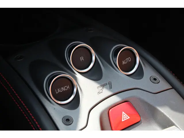 Ferrari 458 4.5 V8 Spider Mansory 2014 Benzine 57
