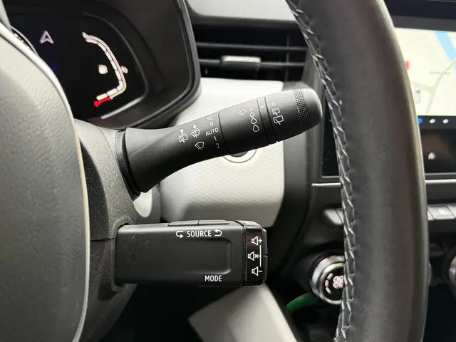 Renault Clio 1.0 TCe 90 Techno 2022 Benzine 17