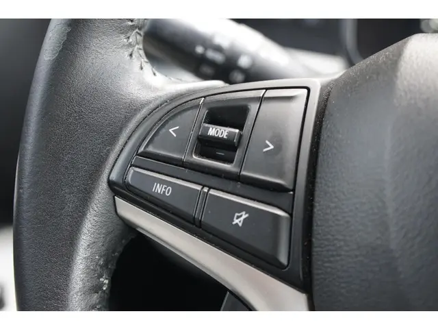 Suzuki Ignis 1.2 Stijl 2017 Benzine 28