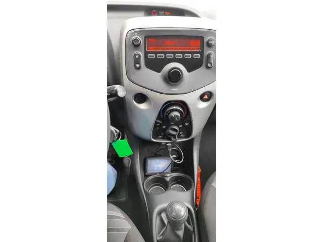 Peugeot 108 1.0 e-VTi Active bj 2018 airco 2018 Benzine 9