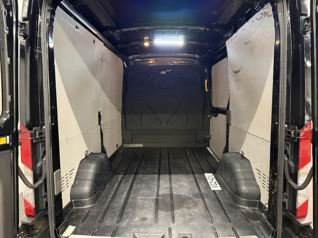 Ford Transit 290 2.0 TDCI L2H2 Trend 2020 Diesel 9