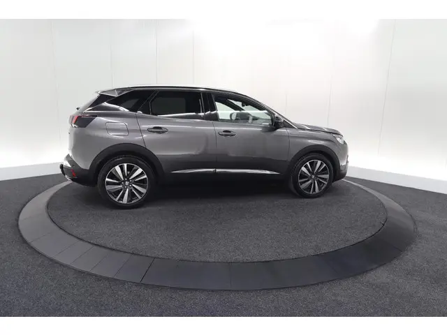 Peugeot 3008 1.6 PureTech 180 GT Line 2019 Benzine 9