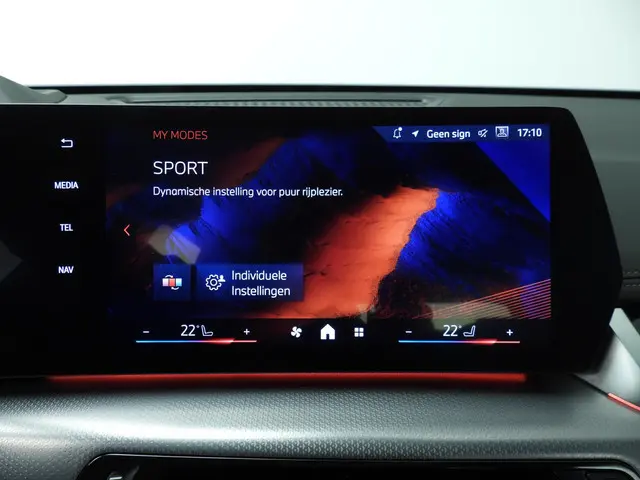 BMW X1 sDrive18i 2025 Benzine 25