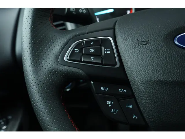 Ford EcoSport 1.0 EcoBoost ST-Line 2022 Benzine 19