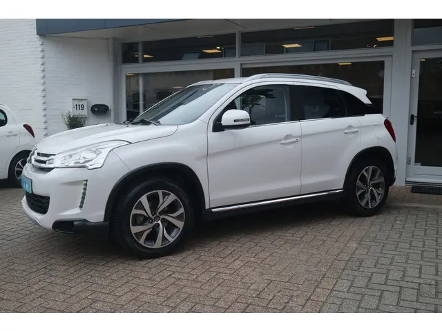 Citroën C4 Aircross 1.6 115 Collection 2014 Benzine 26