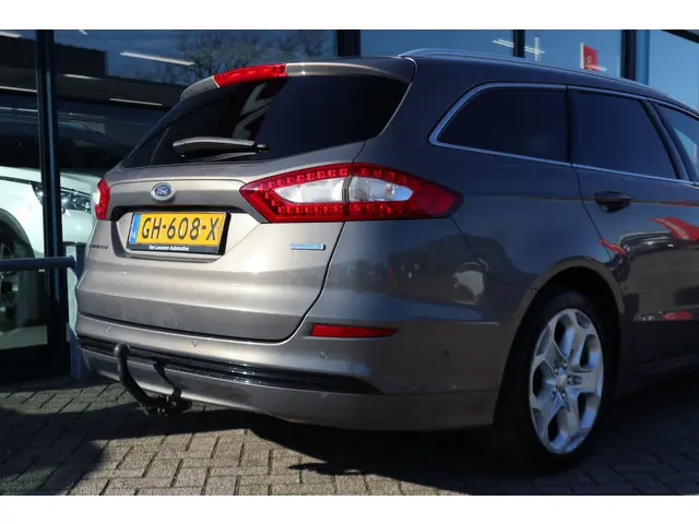 Ford Mondeo Wagon 1.5 Titanium 2015 Benzine 38