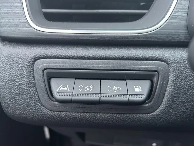 Mitsubishi ASX 1.6 PHEV AT Instyle 2023 Hybride Benzine 10