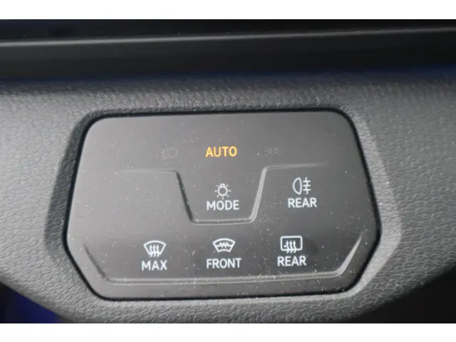 Volkswagen ID.4 First 77 kWh 2020 Elektrisch 23