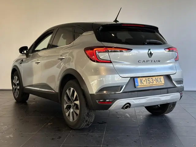 Renault Captur 1.3 TCe 140 Intens 2021 Benzine 6