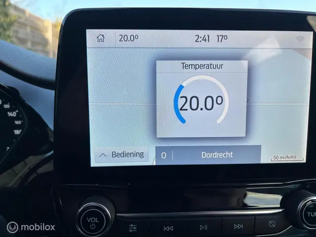 Ford Fiesta 1.0 EcoBoost Hybrid Titanium 2022 Benzine 10