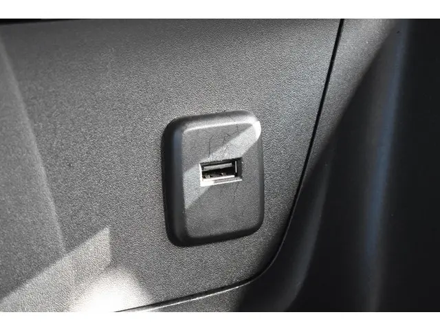 Opel Crossland 1.2 Edition 2022 Benzine 14