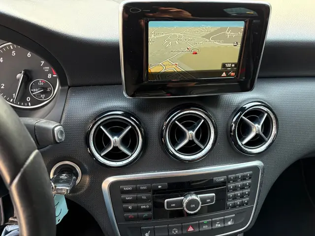 Mercedes-Benz A-Klasse 200 Prestige 2013 Benzine 7
