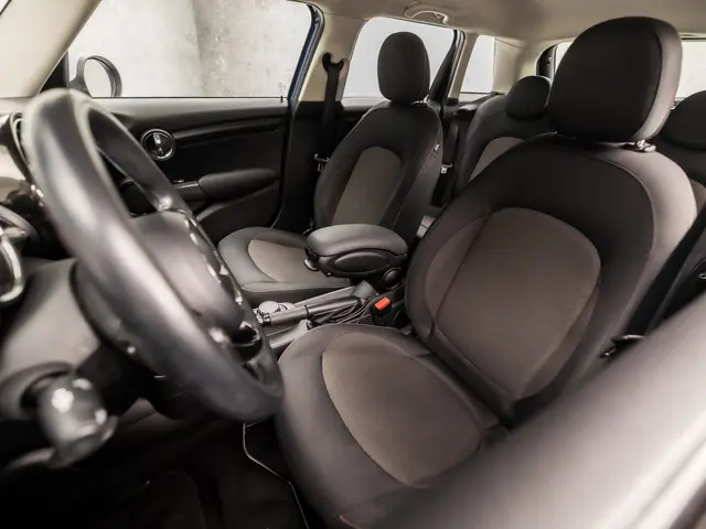 MINI Cooper Mini 1.5 Sport 2015 Benzine 14