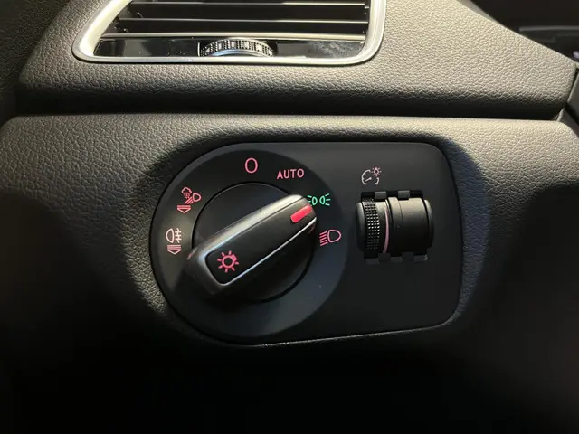 Audi Q3 1.4 TFSI CoD S-line 2018 Benzine 40