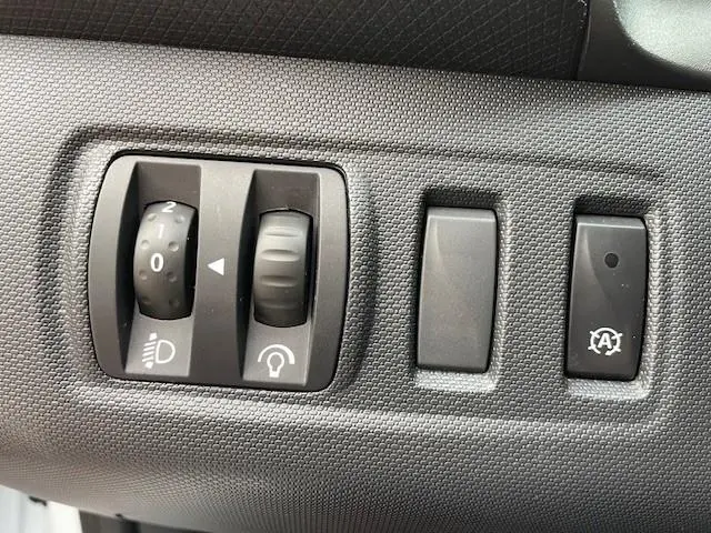 Renault Clio 0.9 TCe Expression 2014 Benzine 15