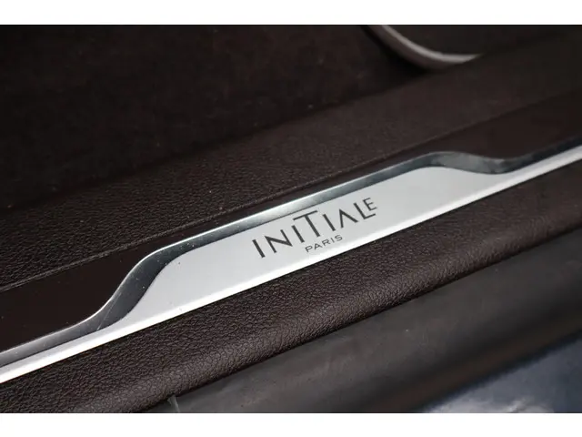 Renault Espace 1.8 TCe Initiale Paris 7p. 2019 Benzine 19