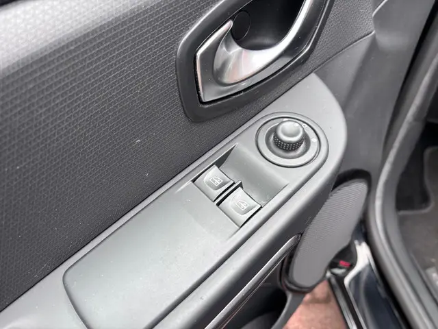 Renault Clio 0.9 TCe ECO Night&Day 2015 Benzine 20