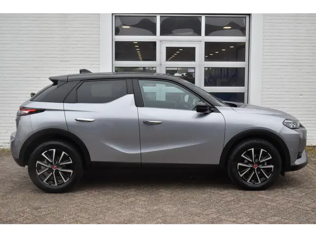 DS DS 3 PureTech130EAT8 Performance Line 2024 Benzine 7