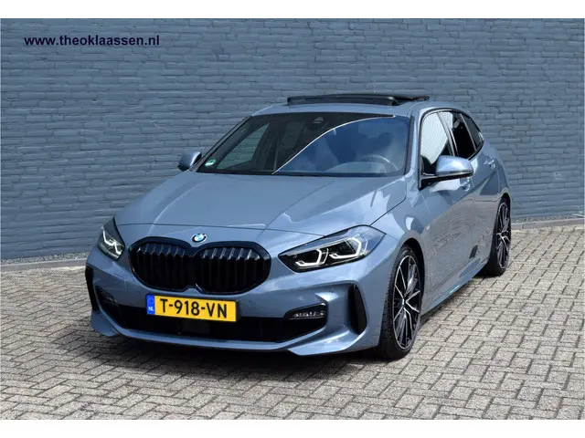 BMW 1 Serie 120i 2023 Benzine 2