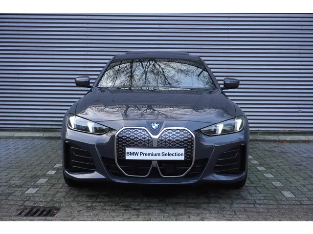 BMW i4 eDrive35 2025 Elektrisch 3