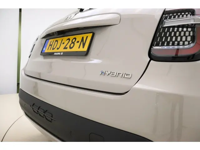 Fiat 600 1.2 Hybrid Urban 2025 Hybride Benzine 13