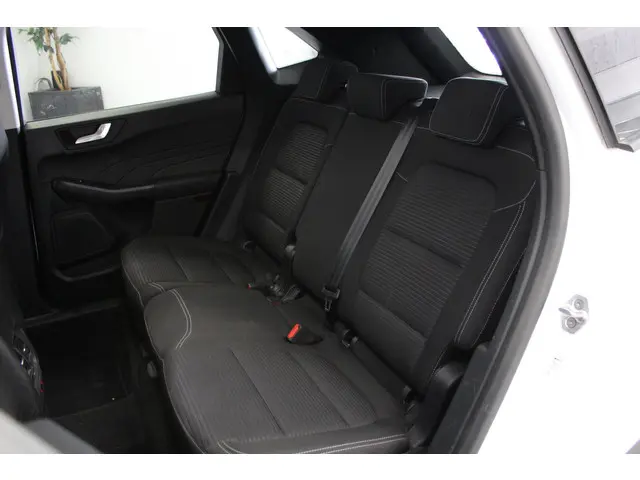 Ford Kuga 2.5 PHEV Titanium 2021 Hybride Benzine 13