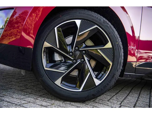 Lynk & Co 02 More 66 kWh 2026 Elektrisch 4