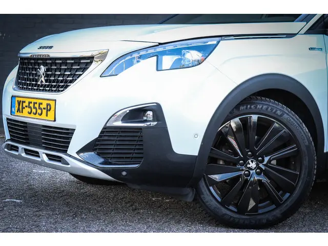 Peugeot 3008 1.2 PureTech GT Line 2019 Benzine 17