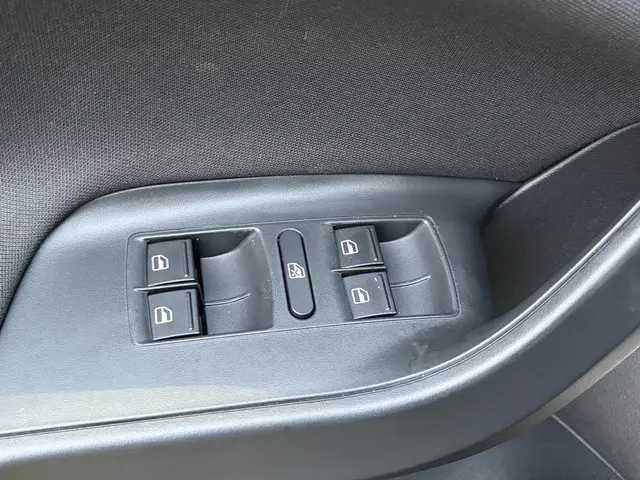 SEAT Ibiza 1.0 EcoTSI FR Connect 2016 Benzine 24