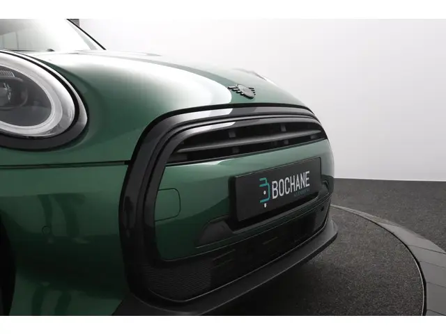 MINI Cooper 1.5 Camden Plus Edition 2023 Benzine 40