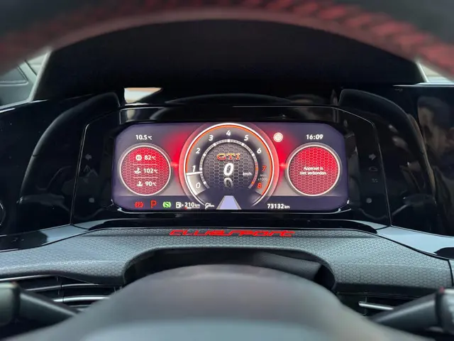 Volkswagen Golf 2.0 TSI GTI Clubsport 2021 Benzine 45